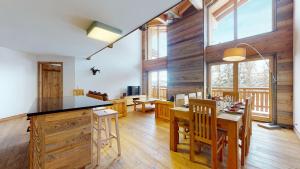 Les Mayens MA 021 - LUXURY apartment 18 pers