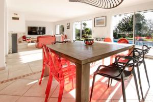 Maisons de vacances Villa on the Makila golf course near Biarritz : photos des chambres