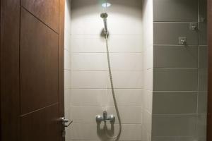 Elegant and Stylisth Studio at Apartment Springhill Terrace Residence By Travelio