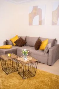 Yellow Haven spacious quiet free parking sleeps 7 - Hannington