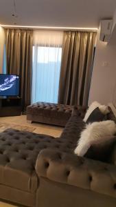 Anais Top Floor Bel Air Luxury Apartment Mamaia Nord