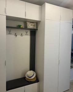 Anais Top Floor Bel Air Luxury Apartment Mamaia Nord