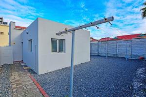 Luxury Coastal Retreat