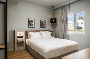 Acharavi Beach Hotel