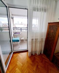 New Dorcol Ginger apartment