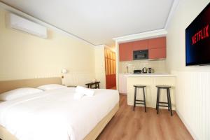 5 mn à pieds de Monaco - Sublime studio - DB