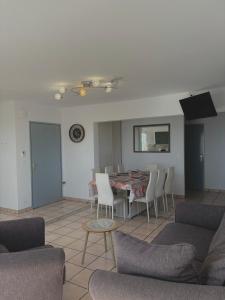 Appartements Appartement 7 personnes face mer 7BLION37 : photos des chambres