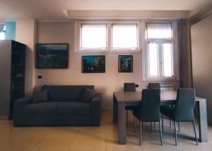 Appartamento N6 San Terenzo Lerici-4 posti letto-parcheggio privato- aria condizionata