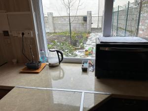 Sejours chez l'habitant 4 chambres privees dans un pavillon chaleureux : photos des chambres