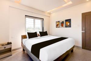 Townhouse HOTEL PVR AURA INN