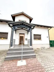 Apartment for large groups south of Berlin - Ludwigsfelde