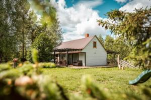 Saarelux Riverise Villa