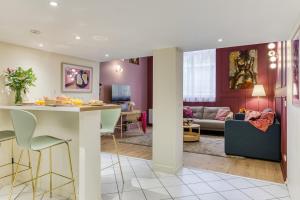 Chronos by Kleidos, Grand duplex, 4 personnes, 3 minutes Gros Horloge & Opéra de Rouen