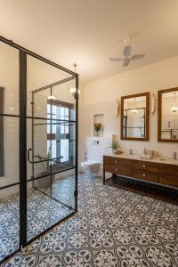 LohonoStays Villa Maraville