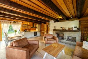 Saarelux Riverise Villa