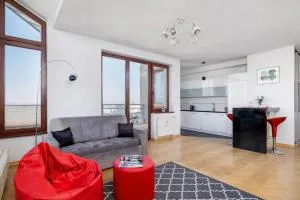 Przestronny i Przytulny Apartament w Krakowie z Parkingiem i Balkonem by Noclegi Renters - Kobierzyn