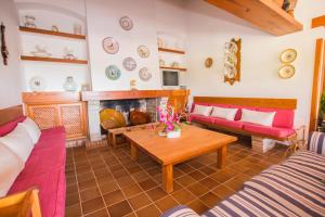 Coscoix - Hermosa Casa De Campo