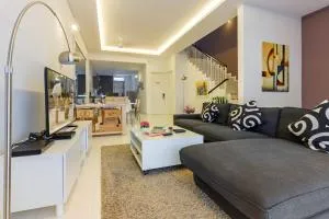 2a豪华三层排屋6房6浴室家庭聚会结婚生日USM槟威大桥SPICE会展中心乔治市 - Georgetown