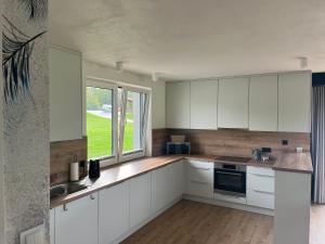 Osada Limajno Dom Łabędzia