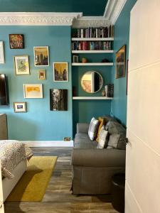 Trendy Historic Flat in Edinburgh