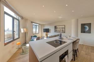 Downtown Brussels Splendor Suites III