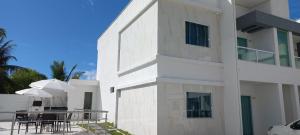 APTO 02 SUITES SOL de TAPERAPUAN 50 M PRAIA E BARRACA GAUCHO