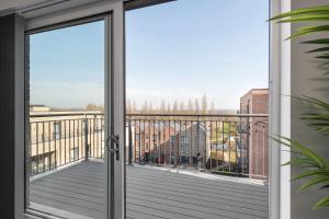 Lovely Home Near Canal, Park, & Central MK