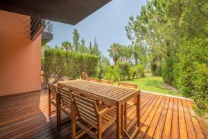 Stunning Tróia I by LovelyStay