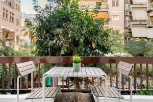 Belmont - 2 BR Apartment & Balcony in Athens