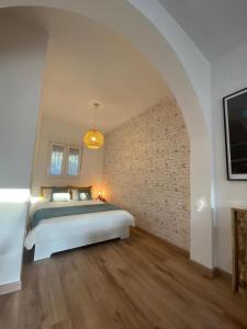 Apartment with a large patio