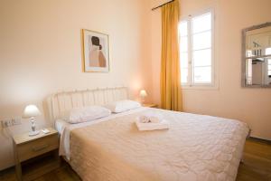 Home with Terrace in Heart of old Town of Chania