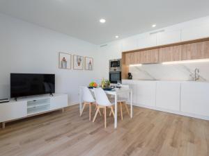 Refurbished 2 bedrooms house private pool