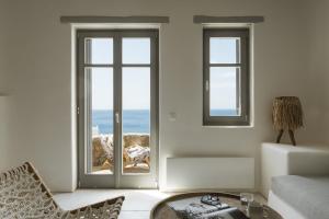 Luxury 5BDR Retreat in Mykonos