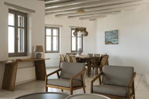 Luxury 5BDR Retreat in Mykonos