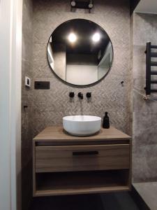 Easy Rent Apartments - Unia Art Residence 83, Basen & SPA, Centrum 24h Check-in