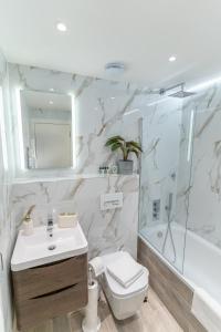 The Enchanting Silver Birch Retreat, New Forest