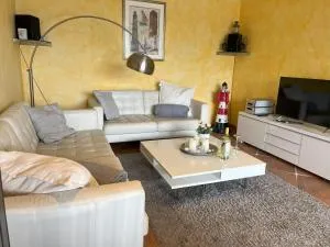 Im Aida Park im Nordseebad Tossens liegt dieses geräumige Ferienhaus im mediterranen Stil. - 托斯恩斯