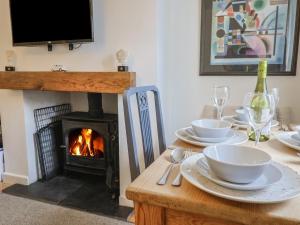 Old Ropemakers Cottage