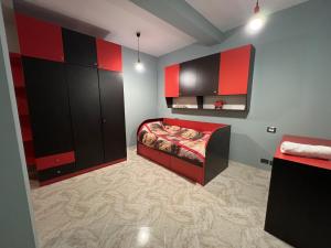 Elly Apartment