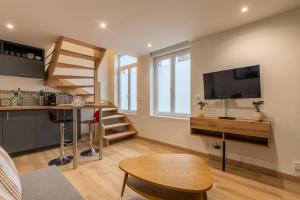 Duplex une chambre calme, proche commodités