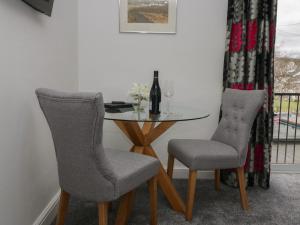 Yewdale View Apartment