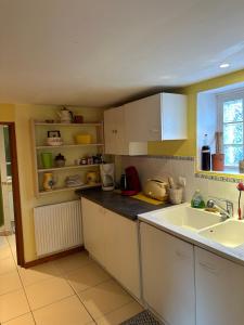 Appartements La petite Garenne - T2 Climatise et jardin prive : photos des chambres