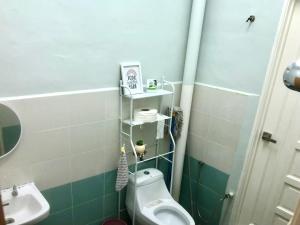 Ang Rest House