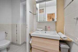 Welcome to Village Parisien 1