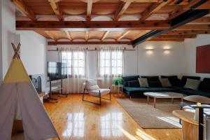 San Bartolome SB11 Casa con encanto bodega aire acondicionado y vistas al centro histórico by Apartamentoslogrono