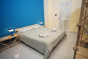 Camera Matrimoniale con Bagno in Comune