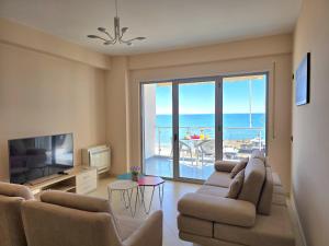 Brisa del Mar Beachfront Apartments
