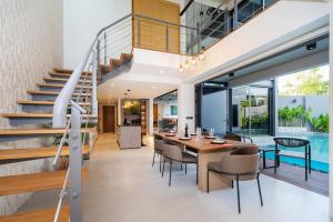 Luxury eco-friendly villa with maid in Bang Tao