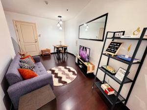 The Gramercy Residences NEW Sleek 1BR Suite, 600mbps Wifi, Netflix & FREE Amenities