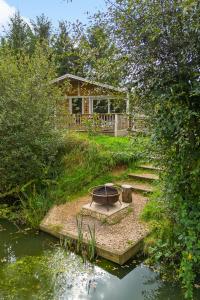 Willow Lodge